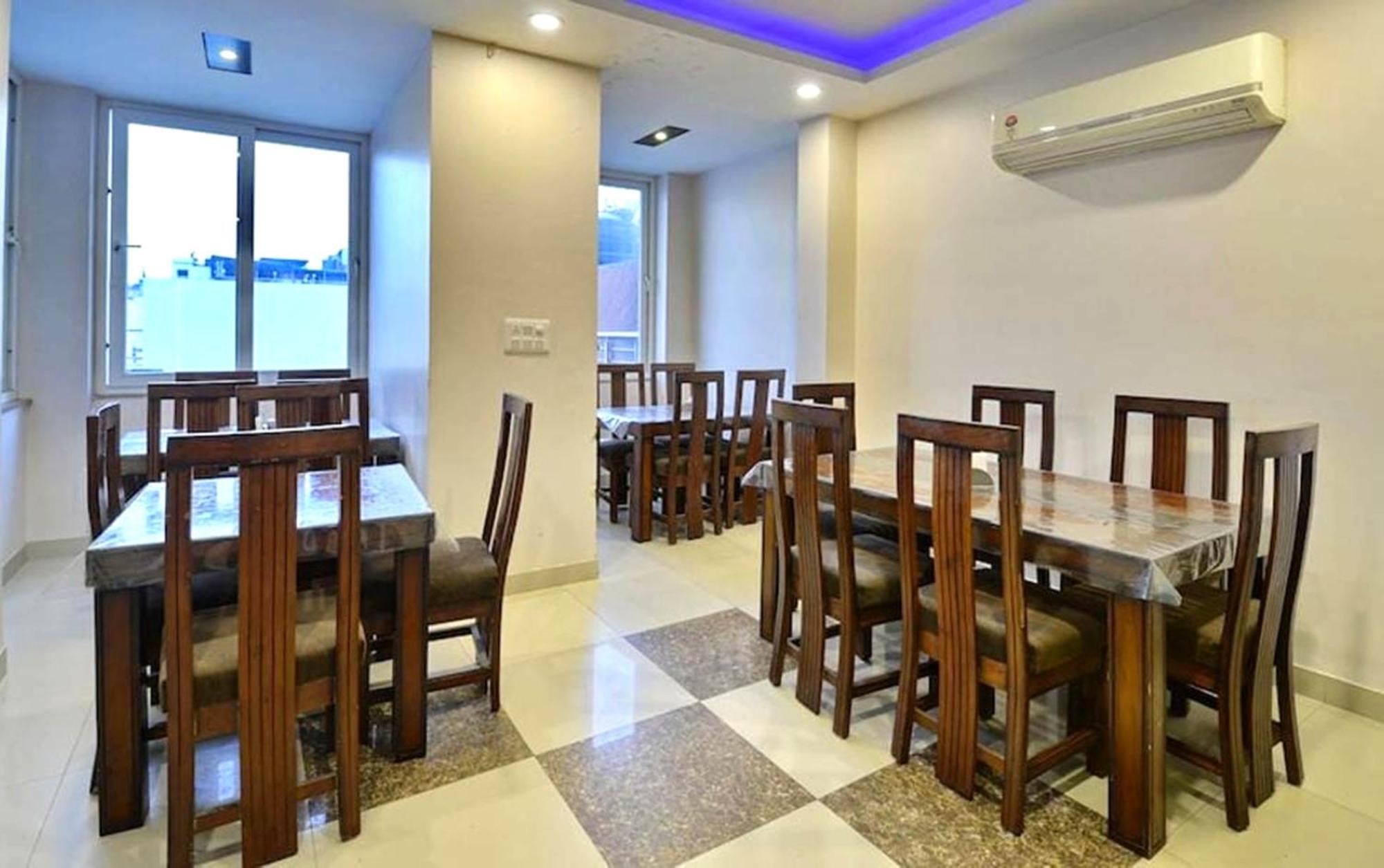 Hotel Emporio View - New Delhi Railway Station - Paharganj Ngoại thất bức ảnh